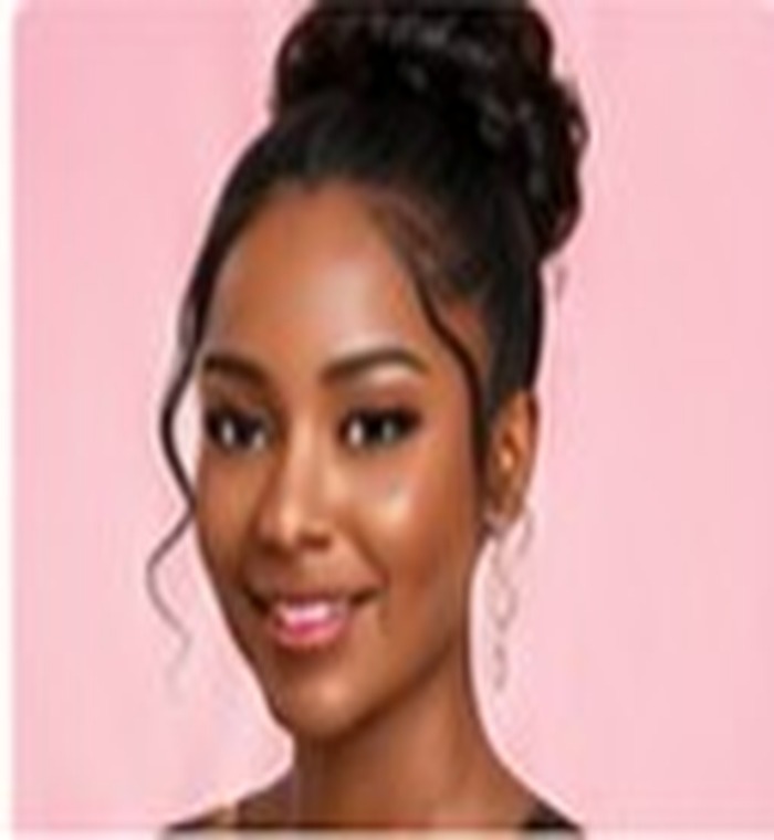 Grace Achieng, Nail Technician